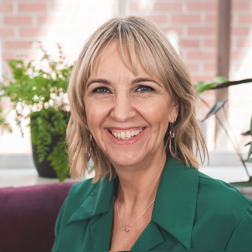Tari Wagland